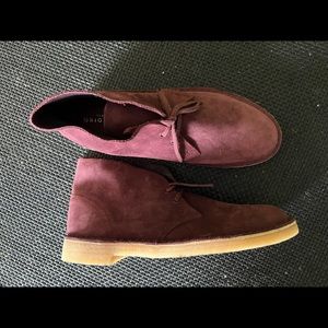 Clark’s desert boot - mens size 9m - unique color